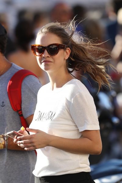 47712412_hqcelebcorner-63.jpg
