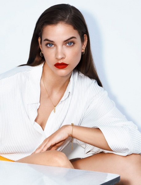 57575237_barbara-palvin039.jpg