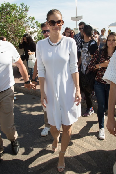 hqcelebcorner_281729.JPG