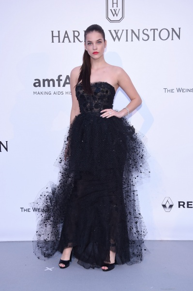 picturepub_net_barbara_286629.JPG