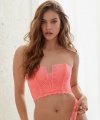 victoriassecret_51374147_2111693512455432_8366763075843574714_n_0d11f66cc8e2e5f4ba3f3c6020850aff.jpg